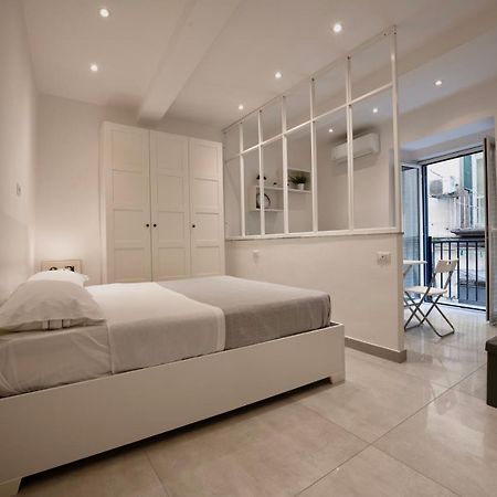 Casa Vacanze Santa Teresella 40 Неаполь Экстерьер фото